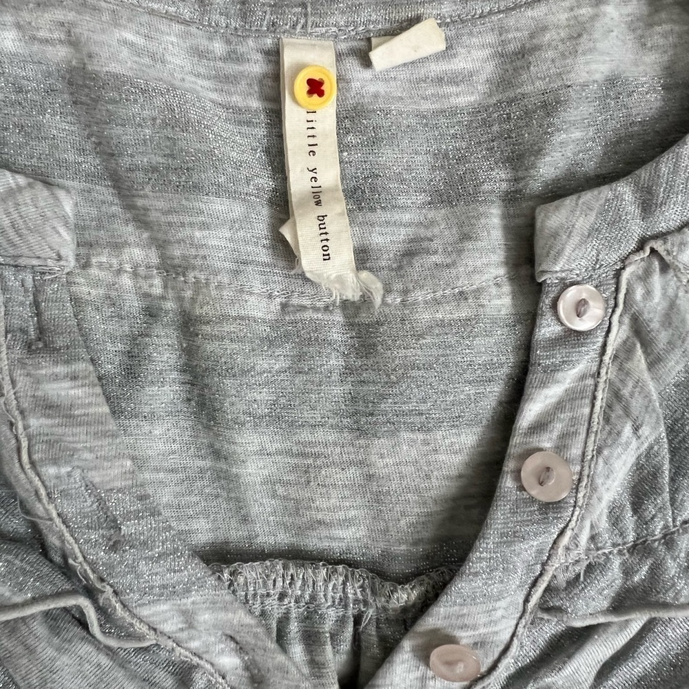 Anthropologie 2pc Bundle Silver Gray Gem Detail Sweater + Flutter Cap Sleeve tee - Picture 8 of 16